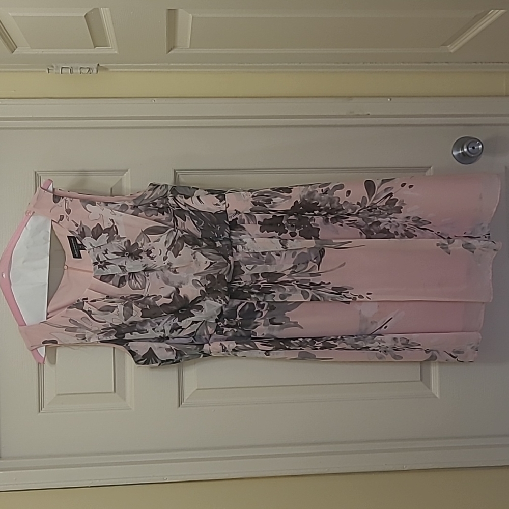 CONNECTED APPAREL NEW PINK FLORAL WOMEN'S SLEEVELESS DRESS SIZE 16